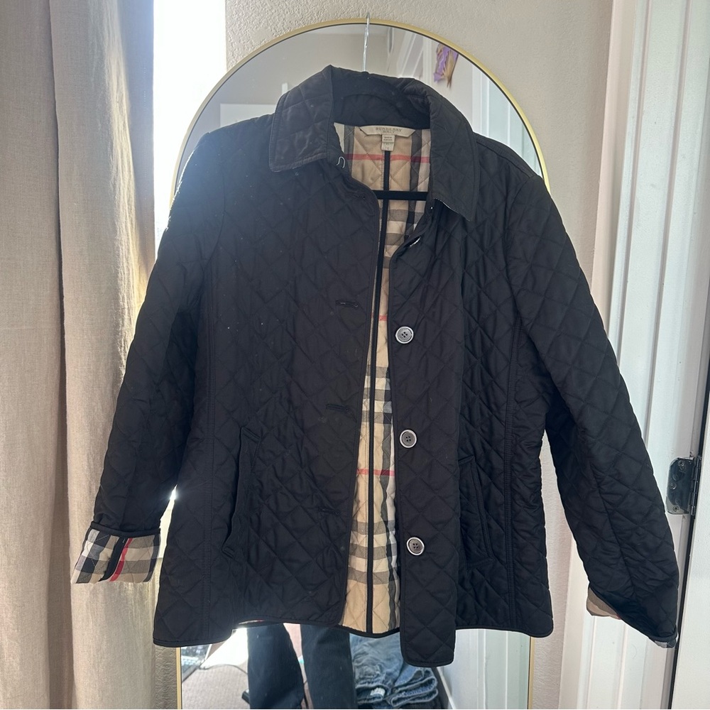 Burberry Black Quilted Jacket Kids XL = Women’s XS/S